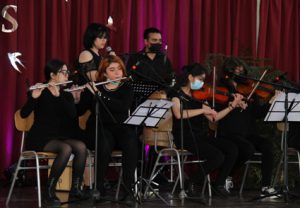 Integrante grupo musical estudiantes 2